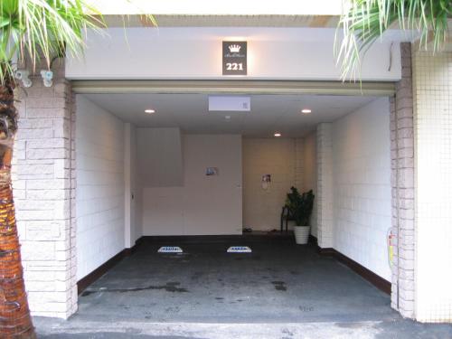 Muka bangunan atau pintu masuk Beckham Motel