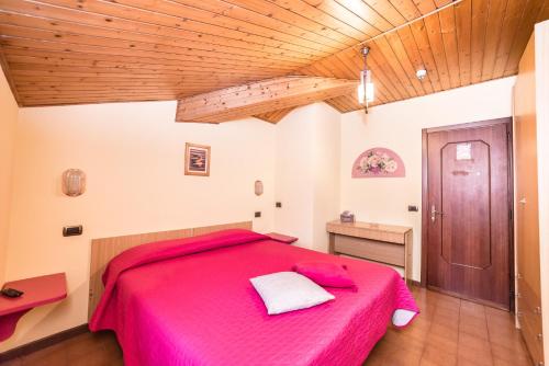 Gallery image of Hotel Valle Verde in Pievepelago