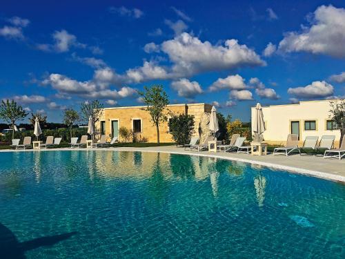Bazén v ubytování Agriturismo Vigna Corallo nebo v jeho okolí