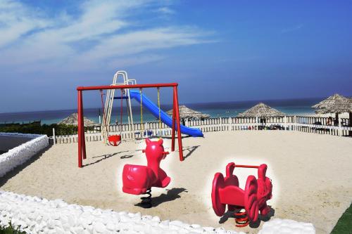 Детская игровая зона в Lou'lou'a Beach Resort Sharjah