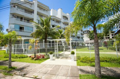 Jurerê Summer - Vista do Mar - Próximo Vila Gastronômicaにある庭