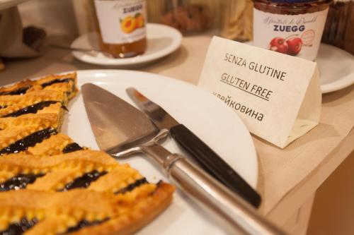 Jídlo v hotelu nebo okolí