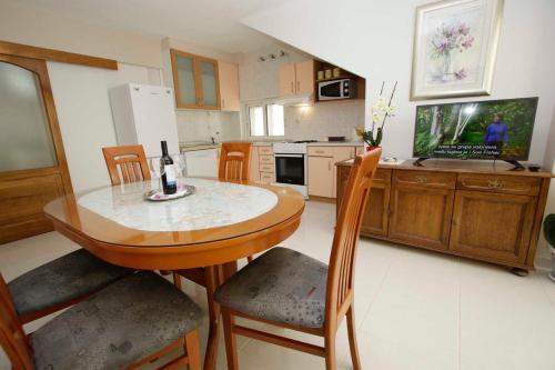 APARTMANI IVONA & IVO