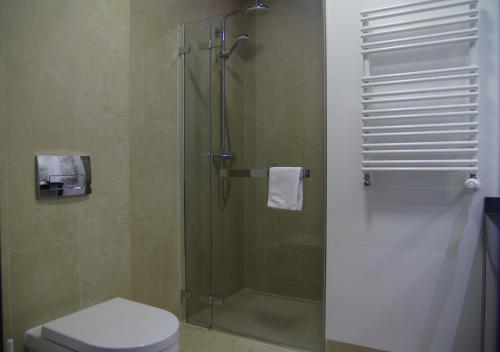Et badeværelse på M Club Hotel | Lubie Resort