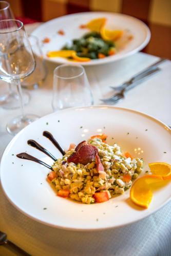 Đồ ăn tại/gần khách sạn