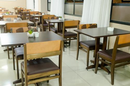 Εστιατόριο ή άλλο μέρος για φαγητό στο Stop Inn Plus Pampulha