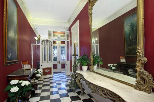 Gallery image of Lamothe House Hotel a French Quarter Guest Houses Property in New Orleans