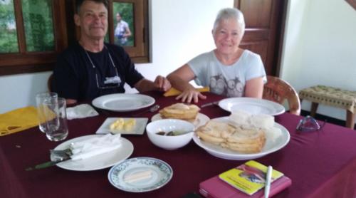 Comida en o cerca de este lodge