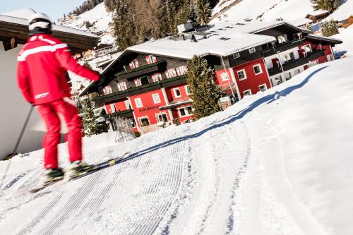 Hotel Alpenroyal - The Leading Hotels of the World photo 2