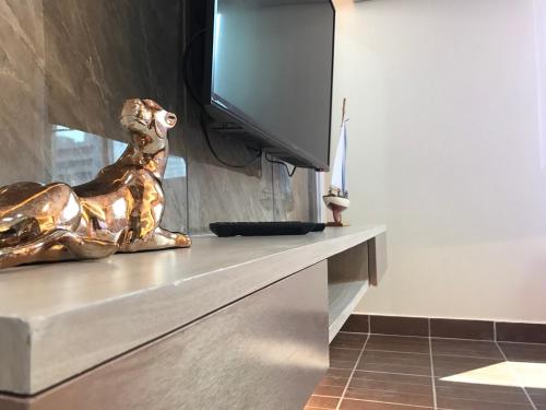 Kuchyň nebo kuchyňský kout v ubytování Sureena Hotel