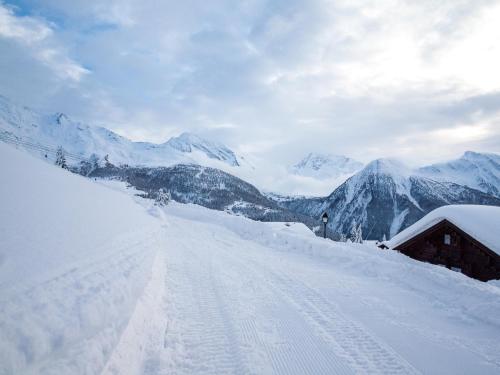 Chalet Saflischmannli auf der Alpe Rosswald v zimě