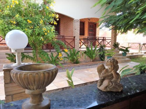Κήπος έξω από το Jardim dos Orixás