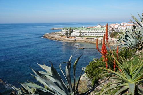 Ericeira Holiday House - Centre of the Village