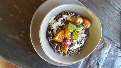 Mad på resortet eller i nærheden