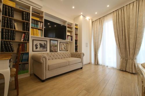Luxurious Athenian Apartment
