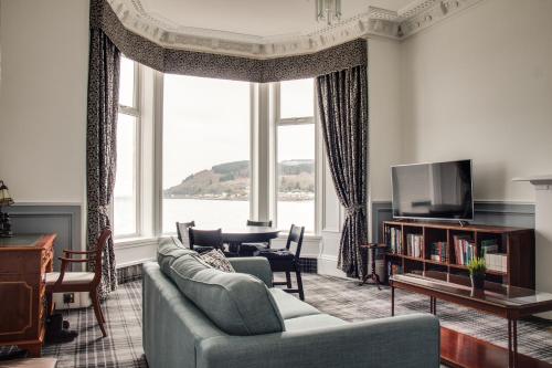 TV a/nebo společenská místnost v ubytování St Ives Boutique Hotel