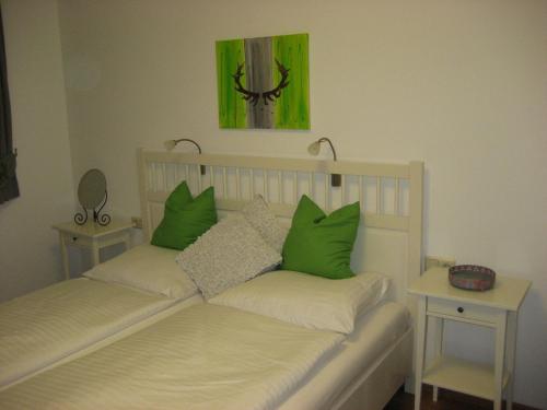 Postel nebo postele na pokoji v ubytování Alpen Chalet Eben