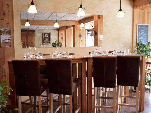 Restaurace v ubytování Auberge de Costaroche