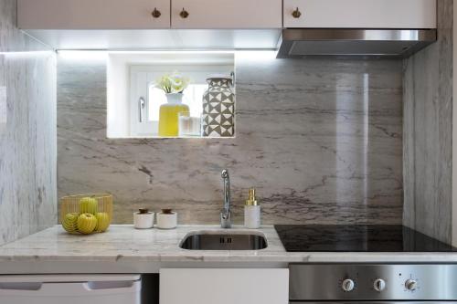 BOUTIQUE Rentals - Little Treasure Studio