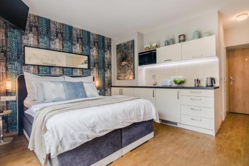 AIR CONDITIONED Terrace Apartment Prague