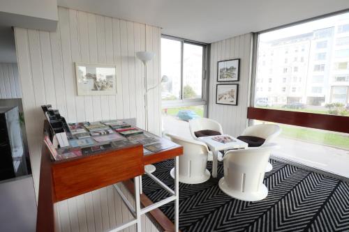 Χώρος καθιστικού στο Citrus Hotel Eastbourne by Compass Hospitality