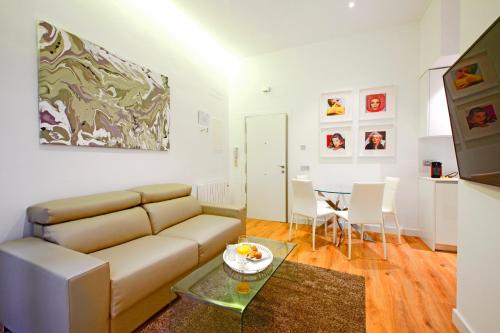 Prado Suite