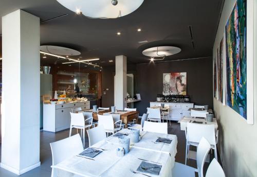Restaurace v ubytování Spluga Sosta & Hotel