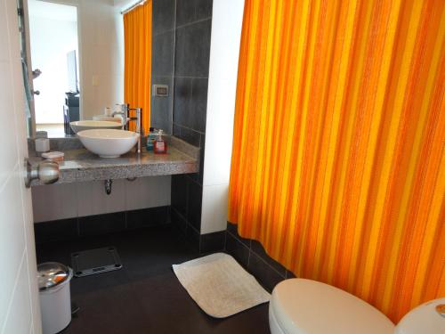 Et badeværelse på San Borja, bello apartamento