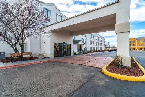 Motel 6-Harvey, IL – Photos 2