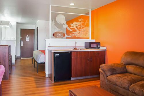 Motel 6-Newport, OR