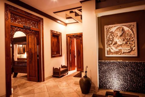 A bathroom at Blue Moon Villas Resort