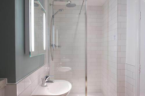 A bathroom at Balloch House by Innkeeper's Collection