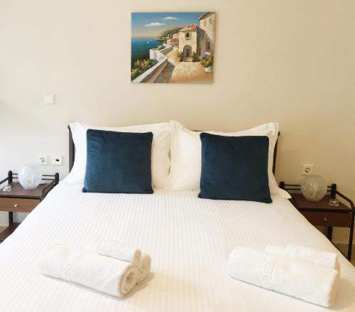Koumpe Blue Sea View Apartment (2)
