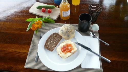 Morgenmad for gæster der bor på Lynggaard B&B