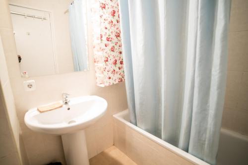 Ванная комната в Apartament acollidor
