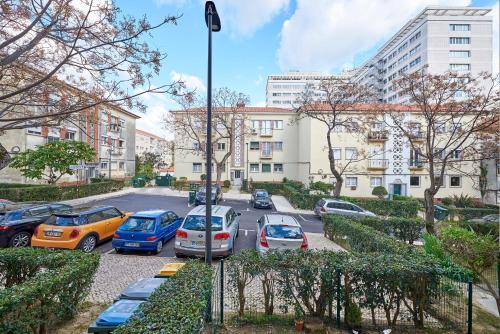 Lisbon Haven - By the METRO with AC