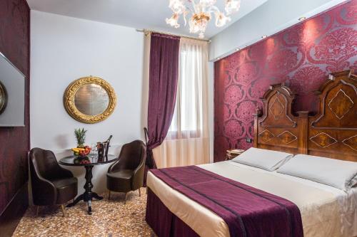 Locanda Leon Bianco on the Grand Canal photo 31