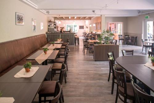 Restaurace v ubytování Zur Schanze Holtgast-Apen