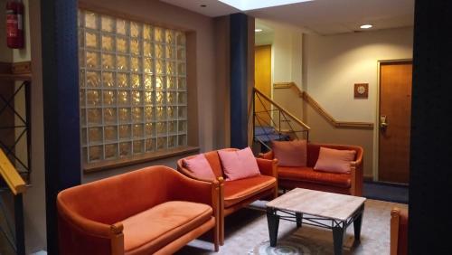 Ein Sitzbereich in der Unterkunft Castelli Hotel Nicosia