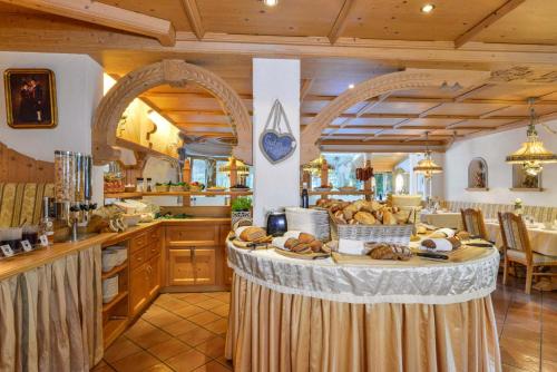 Φαγητό σε αυτό το ξενοδοχείο ή κάπου εκεί κοντά