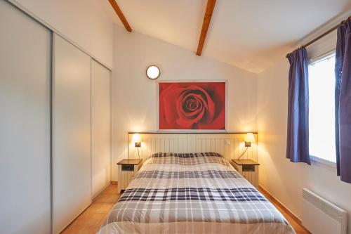 Giường trong phòng chung tại FranceComfort - L'Aveneau Vieille Vigne