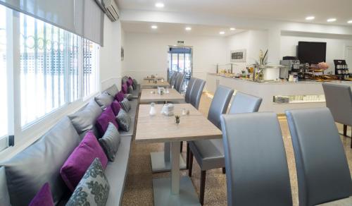 Χώρος καθιστικού στο Diamante Paguera Boutique Hotel