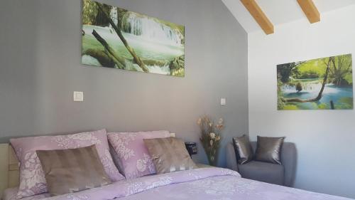 Postel nebo postele na pokoji v ubytování Apartment King