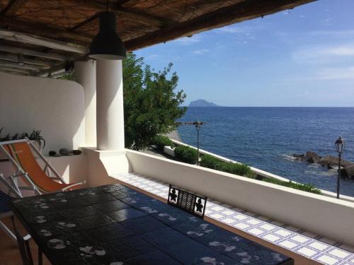 Gallery image of La terrazza sul mare in Santa Marina Salina