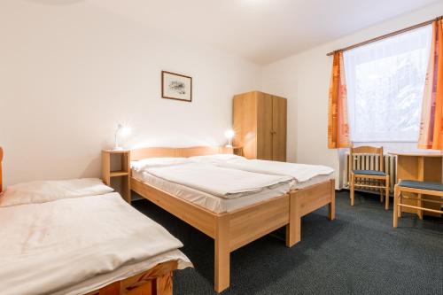 ジェレズナー・ルダにあるHotel Gradlのギャラリーの写真