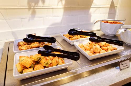 Đồ ăn tại/gần khách sạn