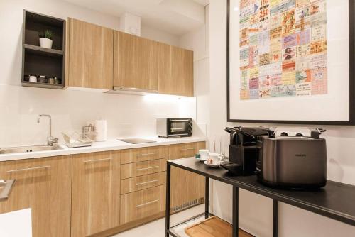 Chic and Cosy Flat in Plaka by UPSTREET