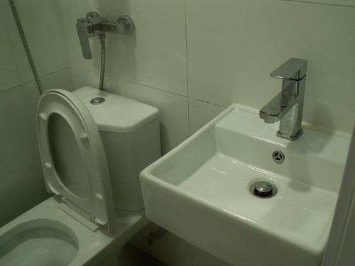 Kylpyhuone majoituspaikassa Lung Wa Hotel