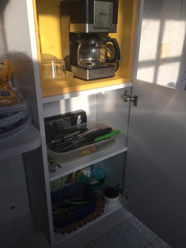 Dapur atau dapur kecil di Vila Colorida casa 2