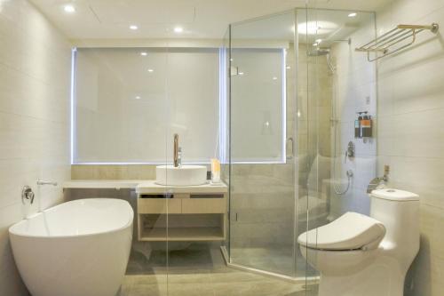 Bathroom sa Green Hotel - West District